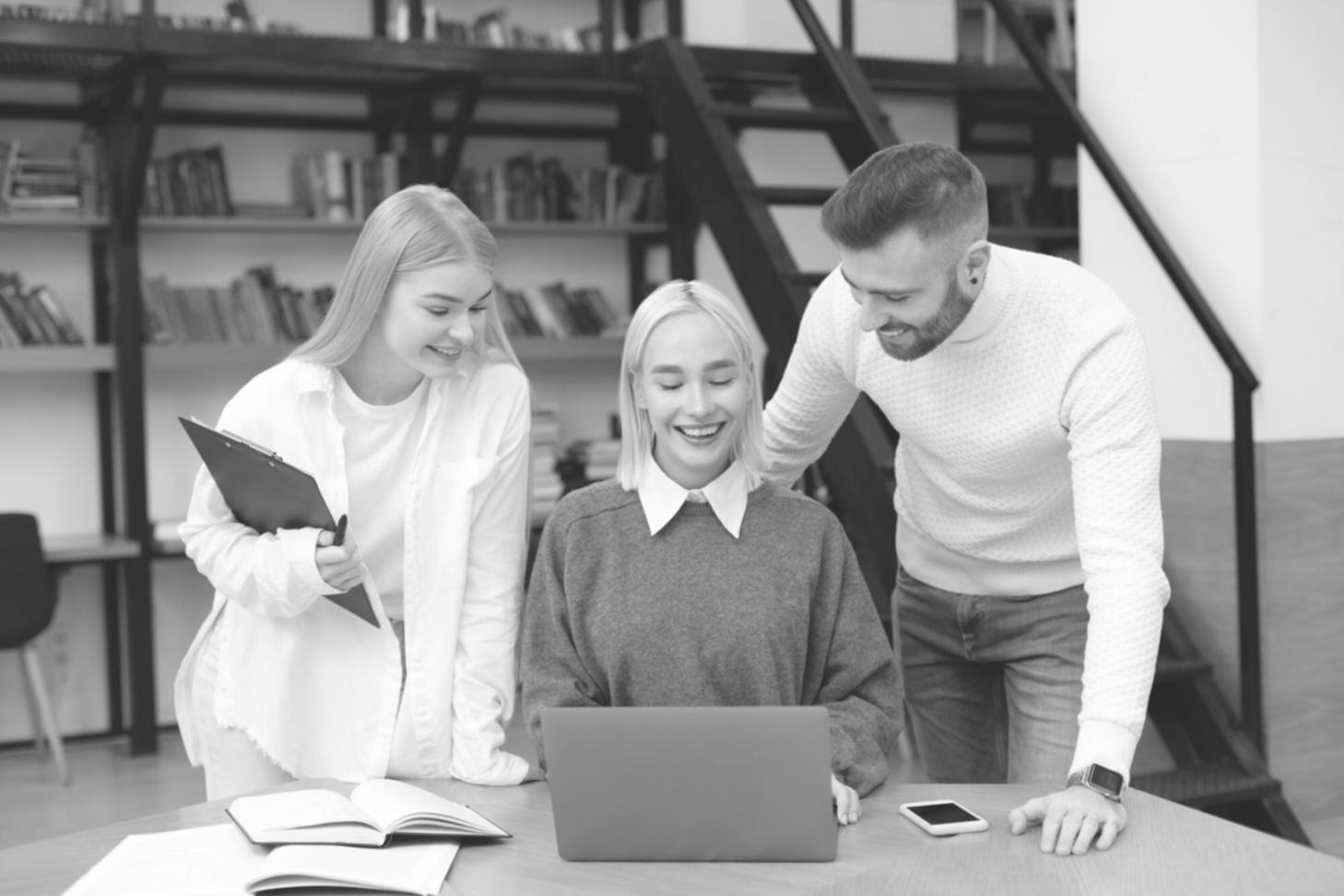 Notre équipe travaille avec passion pour vous accompagner dans vos projets financiers