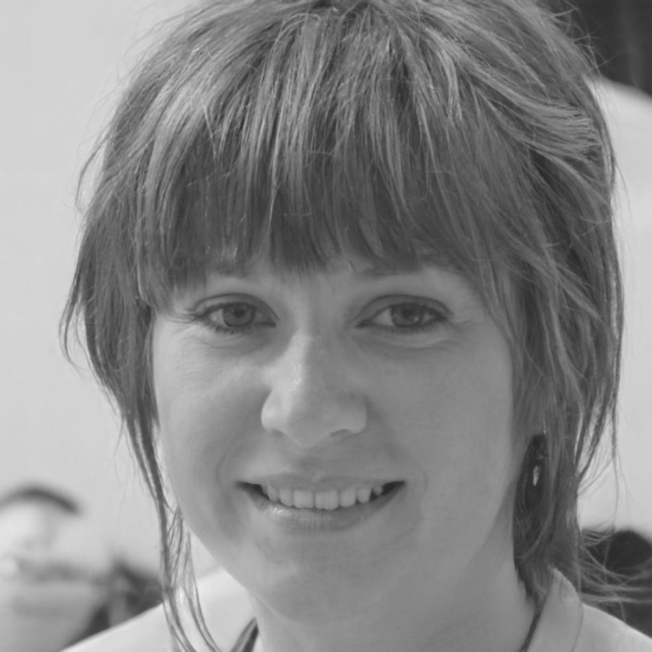 Portrait d'Océane Dubois, experte en planification financière